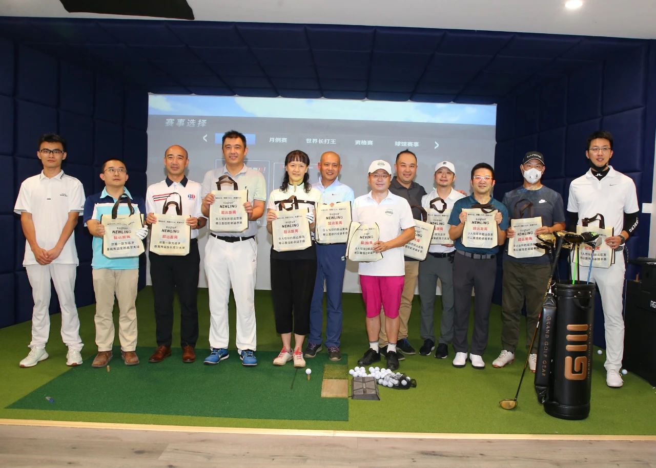 參賽嘉賓、選手代表、媒體代表合影.jpg